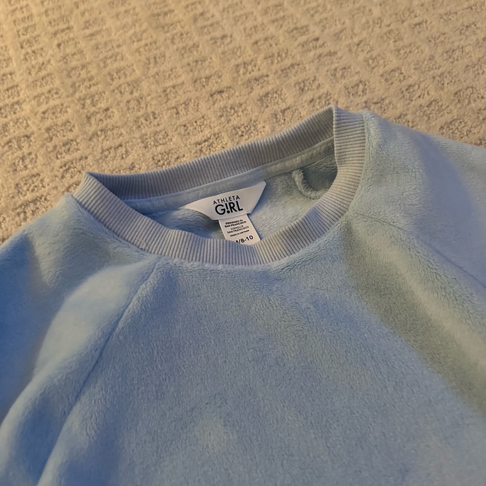 Like New Athleta Girl Comfy Crewneck Size M 8-10